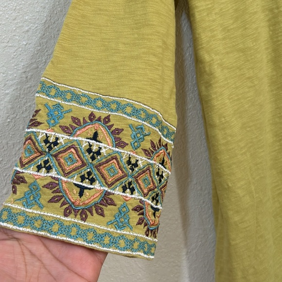 SOFT SURROUNDING WOMENS SUNRISE TUNIC TOP LIME EMBROIDERED SZ SMALL - Picture 5 of 10